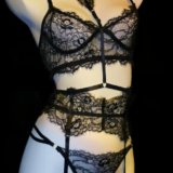 1012 Black