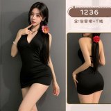 Black deep V-neck nude backpack skirt [slimming and flattering]