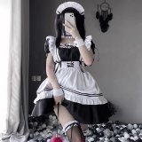 Skirt, apron, and six accessories M