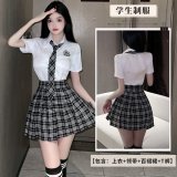 Image color + matching socks
