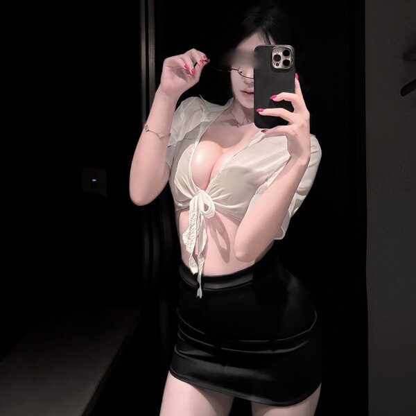 Qingran Sexy Lingerie Set - Catwoman Costume Bodysuit with Sheer Mesh & Tight Fit Nightwear - 1015