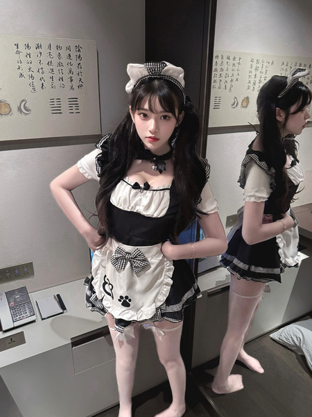 Night Fragrance Maid Costume - Cute Anime Cat Girl Lolita Cosplay Outfit for Women - black