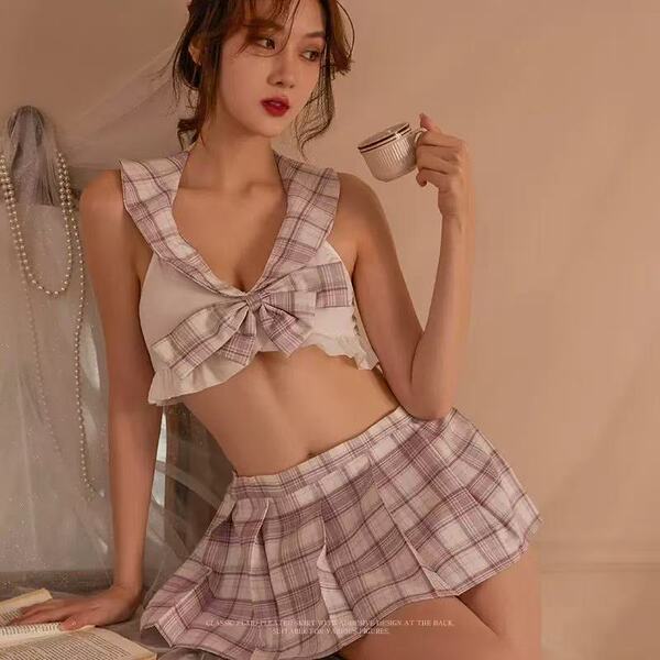 Qingran Lace Low-Cut Sleep Set – Ice Silk Satin Cami & Matching Shorts, Sexy Elegant Nightwear for Women - 992 Set