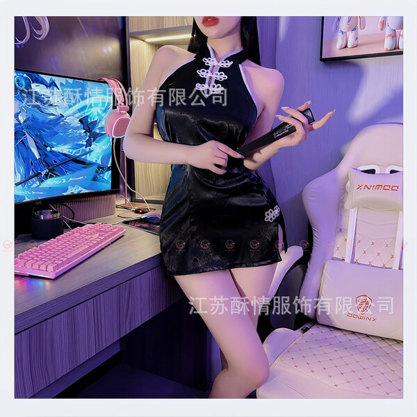 Sultry Lace Cheongsam Sleepwear Set for Women - Sexy Open-Side Backless Costume Outfit - black