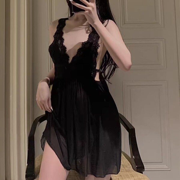 Purple Lace Seductive Sleep Dress - Elegant Valentine's & New Year Lingerie for Women - black