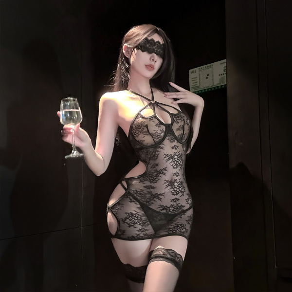 Woman in chao mu sensual lace bra set holding wine glass, elegant underwire lingerie with pure temptation style.