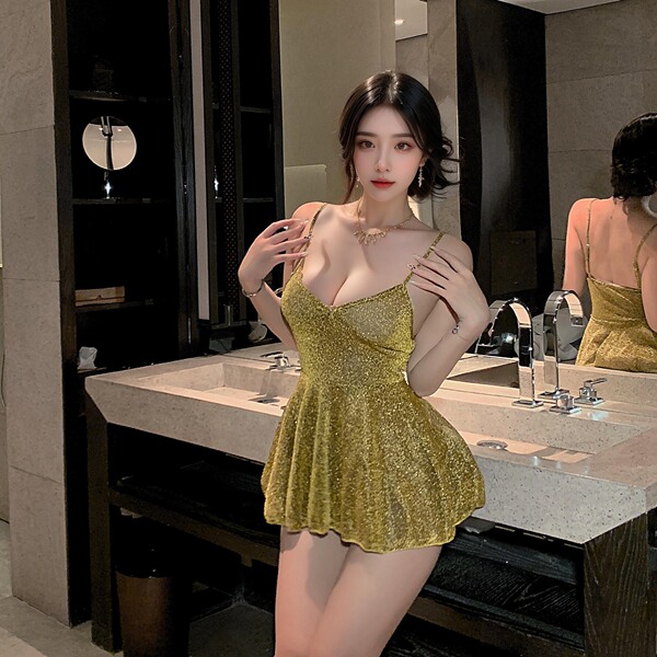 MeiNaiEr Sexy Lingerie Set - Sparkling Hot Nightclub Camisole & Shorts Sleepwear Outfit for Women - Gold [Slip Dress + Thong]