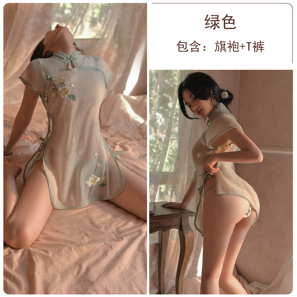 Sexy Lace Cheongsam-Inspired Sleepwear Set for Women – Sheer Vintage Chinese-Style Robe with Embroidery & High Slit - green