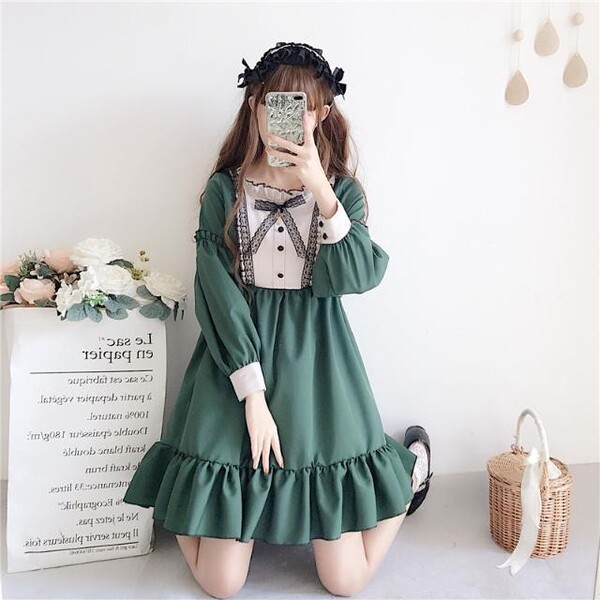 Adult Women's Cosplay Maid Dress - Cute Student Party Costume & Lolita Style Performance Dress - Long-sleeved dark green Lolita dress