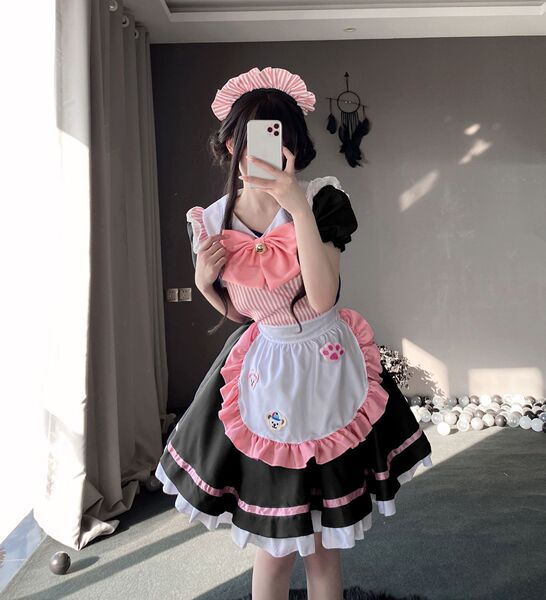 Anime Maid Costume Dress - Cute Lolita Cosplay Outfit for Halloween, Anime Conventions & Roleplay - Milk bear, kitten, black maid