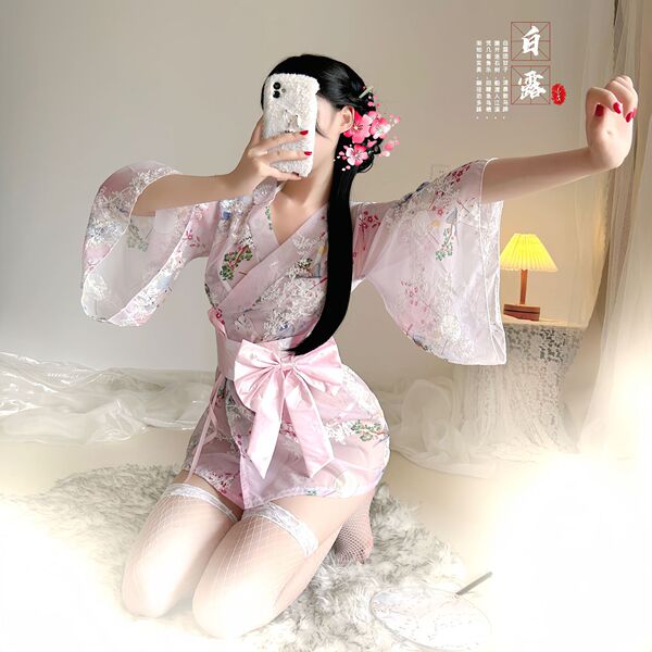 Japanese-Style Sexy Lingerie Set - Sheer Chiffon Kimono Robe & Matching Thong Bralette Outfit - Light pink suit + white stockings