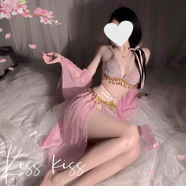 Vintage chinese hanfu style dress featuring a sparkling lace bodice with gold accents, paired with a flowing pink skirt, perf...