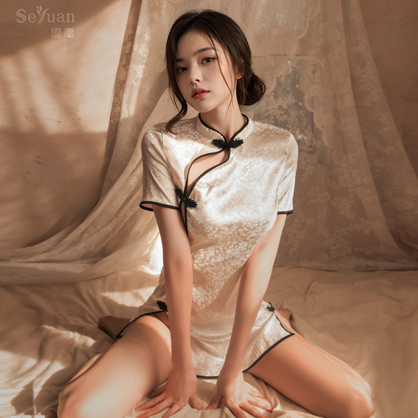 Seductive silk sleepwear set - vintage-inspired cheongsam lingerie with high slit & nursing access
