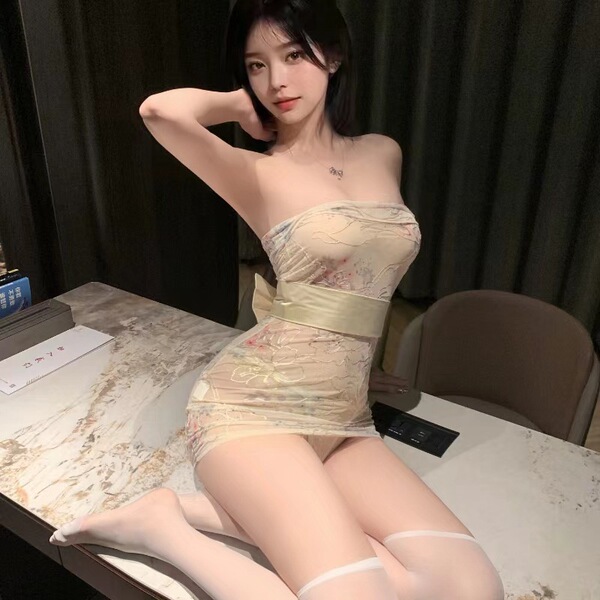 Sexy japanese-style lingerie set - embroidered sheer kimono outfit with backless halter & bodycon skirt