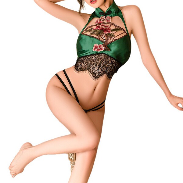 Vintage chinese-style lingerie set for women – seductive hanfu-inspired busty bodysuit & matching panty