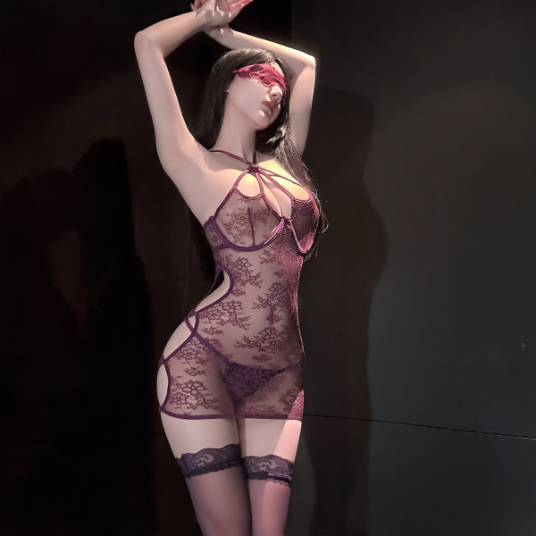 Woman wearing qingshe minimalist seductive lace bra set with elegant wire-free design and alluring charm.