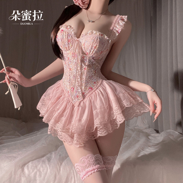 Womens small bust push-up lace corset top featuring floral print, sweet and sexy design with built-in pads for shapewear.