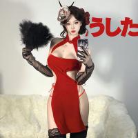 Genuine Yun New Year Lingerie - Vintage Silk Velvet Cheongsam Sleepwear with High Slit & Seductive Design thumbnail