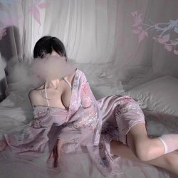 Japanese-Inspired Sheer Kimono Sleep Set – Sensual Lace Trimmed Robe & Matching Bralette Panty Set for Women