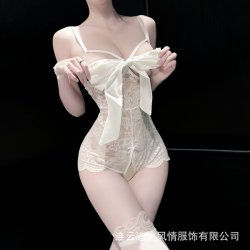 Yue Feng Qing Lingerie for Small Busts - Sexy Push-Up Lace Sheer Open-Crotch Set for Women